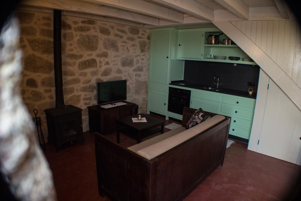 בית הארחה ואלה דה קאמברה 	Casas Dos Avos חדר תמונה
