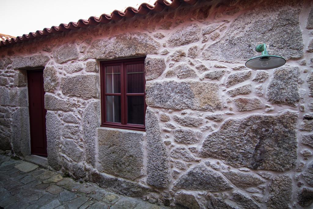 בית הארחה ואלה דה קאמברה 	Casas Dos Avos חדר תמונה
